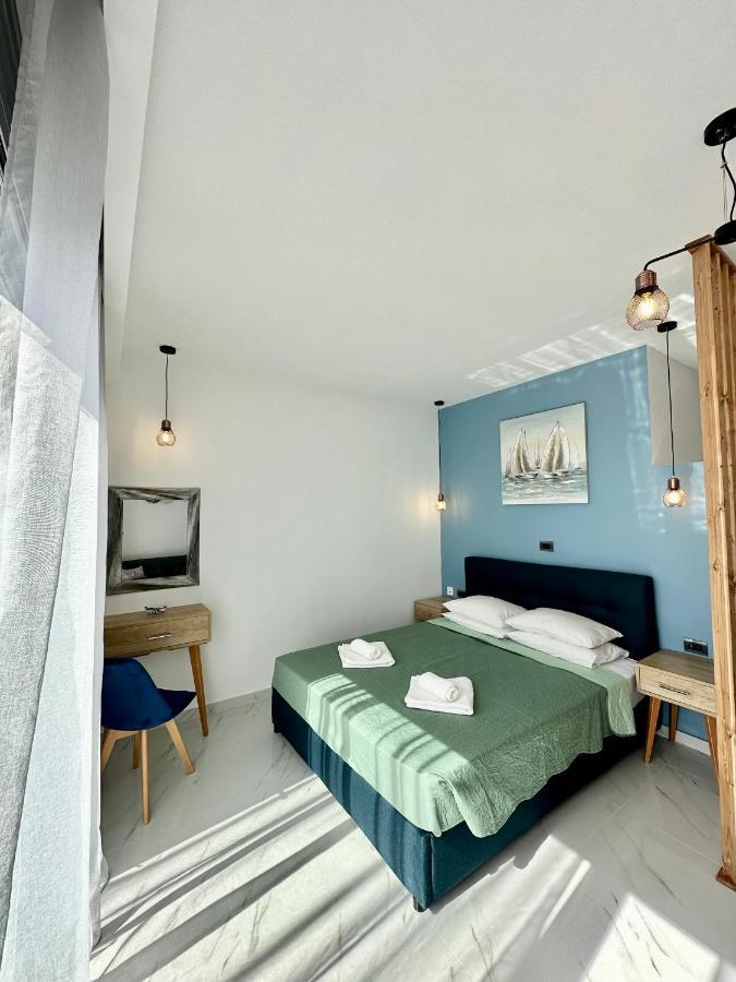 Royal Luxury Studios Archangelos  Extérieur photo