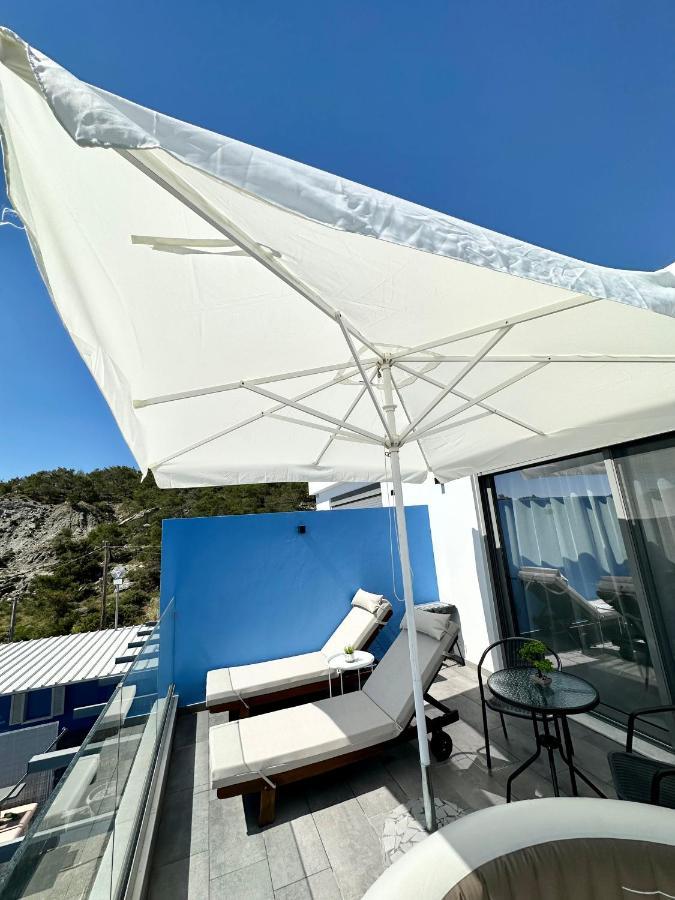 Royal Luxury Studios Archangelos  Extérieur photo